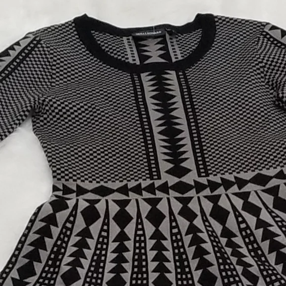 Nina Leonard Aztec Dress Small 3/4 Sleeve